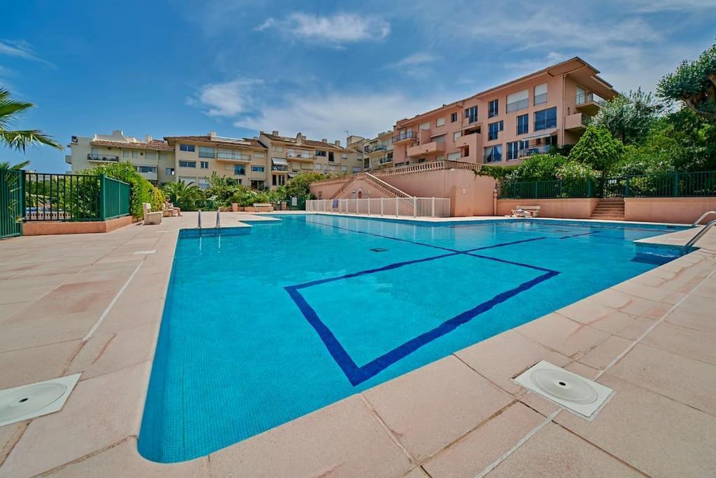 Sunrise -Swimming-Pool-Saint-Tropez Center-Parking Διαμέρισμα Εξωτερικό φωτογραφία